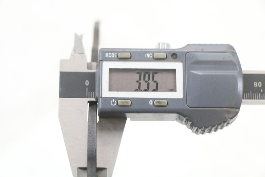 photo de PAR DISCO FRENO DELANTERO REGAL RAPTOR RAXTER 2 125 (2007 - 2015) - Detalles de los puntos de fijación