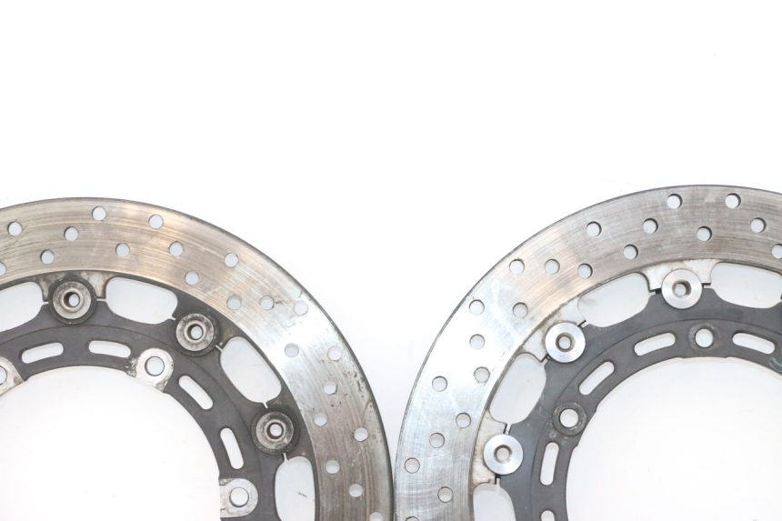 photo de PAR DISCO FRENO DELANTERO YAMAHA XJR 1300 (1998 - 2002) - Características distintivas