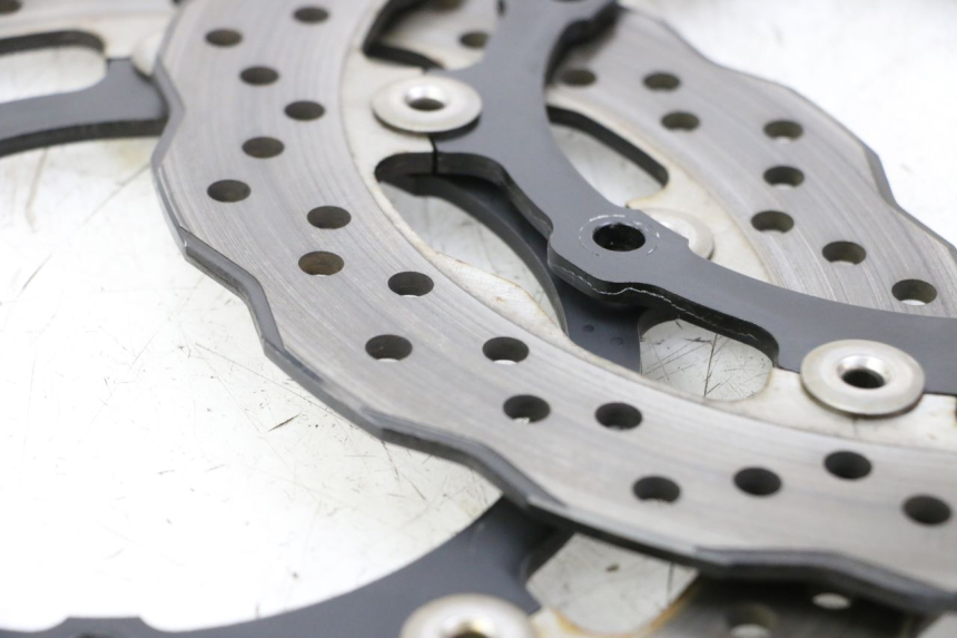 photo de PAR DISCO FRENO DELANTERO YAMAHA TRACER 7 700 (2020 - 2024) - Recambio usado revisado