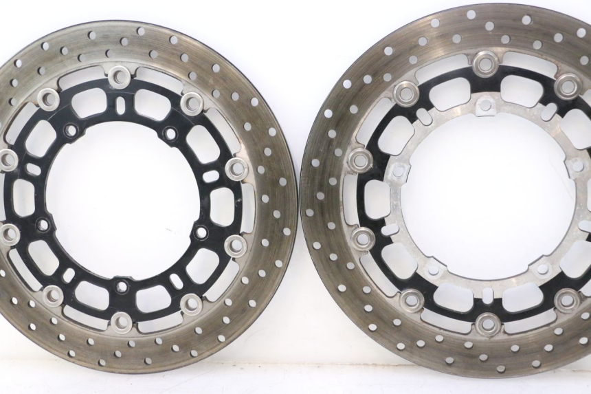 photo de PAR DISCO FRENO DELANTERO YAMAHA YZF R6 600 (2008 - 2009) - Otra perspectiva