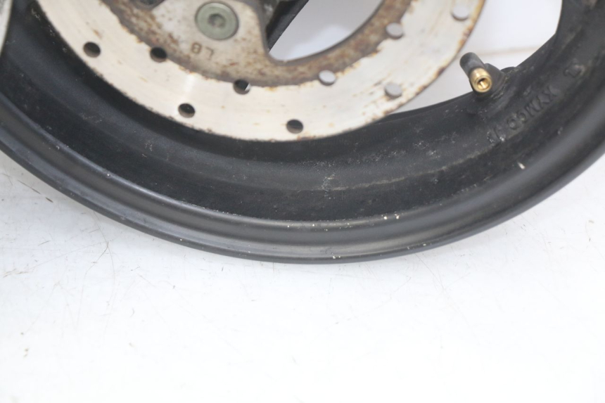 photo de PAR LLANTA KYMCO AGILITY 4T 50 (2005 - 2018) - Primer plano de alta resolución