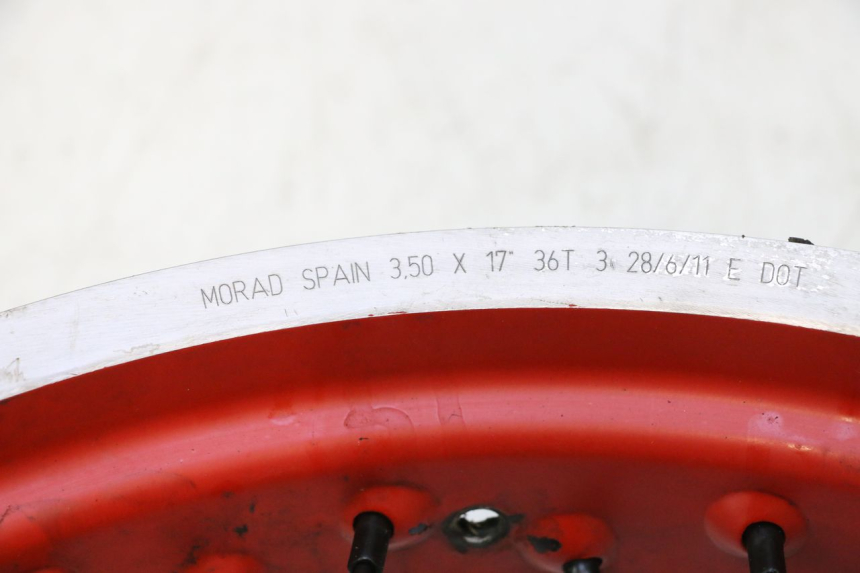 photo de PAR LLANTAS HM HONDA CRM DERAPAGE RR 50 (2006 - 2017) - Estado de la superficie y material