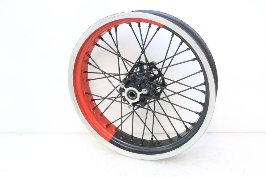 photo de PAR LLANTAS HM HONDA CRM DERAPAGE RR 50 (2006 - 2017) - Recambio usado revisado