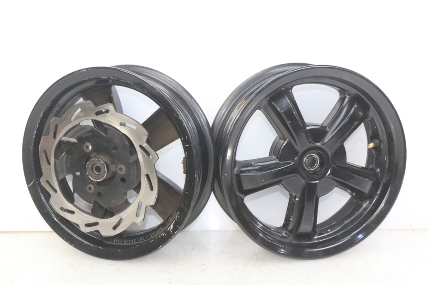 photo de PAR LLANTA SYM CROX 4T 50 (2016 - 2023) - Vista principal