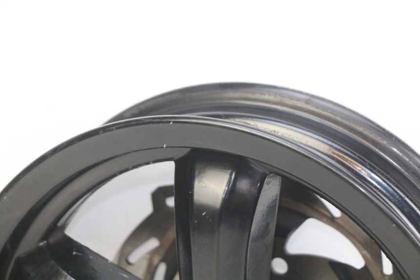 photo de PAR LLANTA SYM CROX 4T 50 (2016 - 2023) - Primer plano técnico