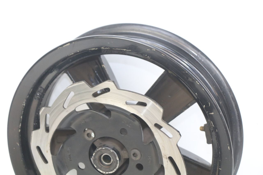 photo de PAR LLANTA SYM CROX 4T 50 (2016 - 2023) - Detalles de los puntos de fijación