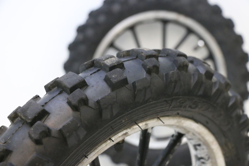 photo de PAR LLANTAS ORION DELTA DIRT BIKE 50 - Vista general del producto