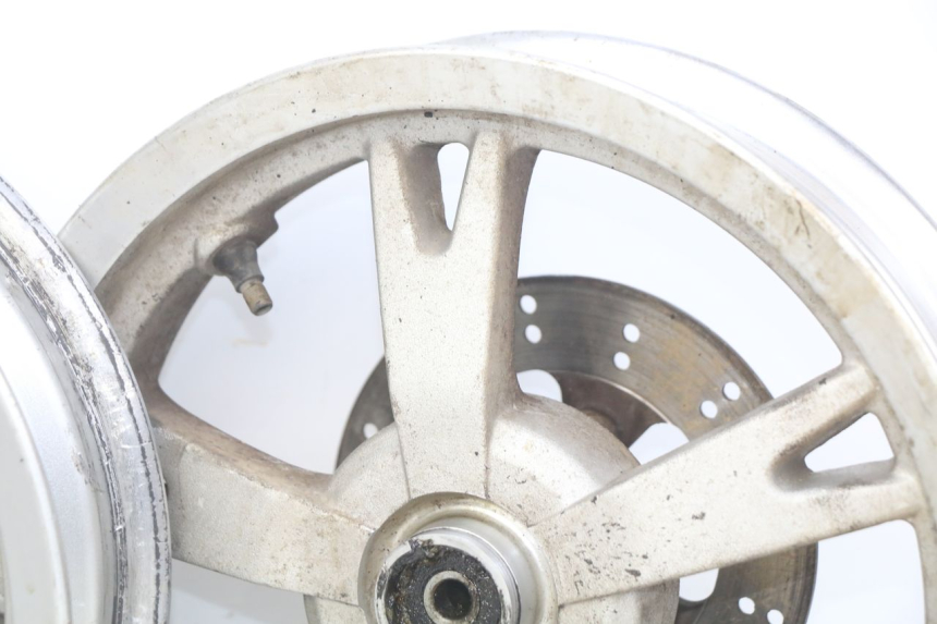 photo de PAR LLANTA PEUGEOT KISBEE 2T 50 (2010 - 2017) - Otra vista del artículo