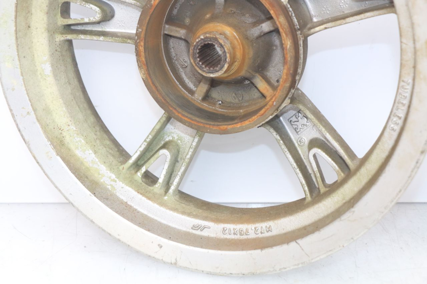 photo de PAR LLANTA PEUGEOT KISBEE 4T 50 (2010 - 2017) - Foto de producto adicional