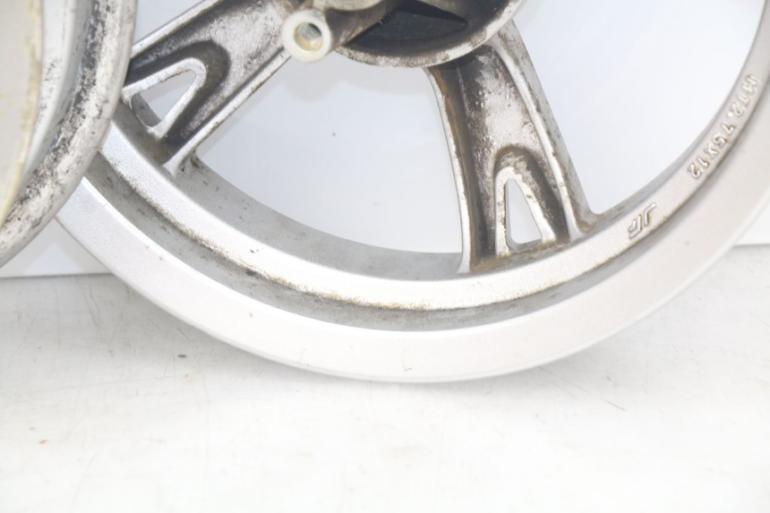 photo de PAR LLANTA PEUGEOT KISBEE 4T 50 (2010 - 2017) - Vista general del producto