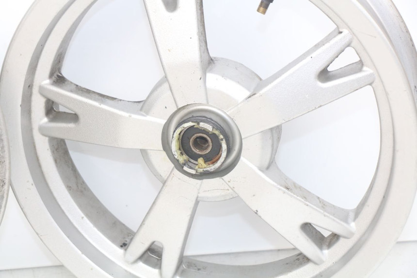 photo de PAR LLANTA PEUGEOT KISBEE 4T 50 (2010 - 2017) - Marcados y referencias originales