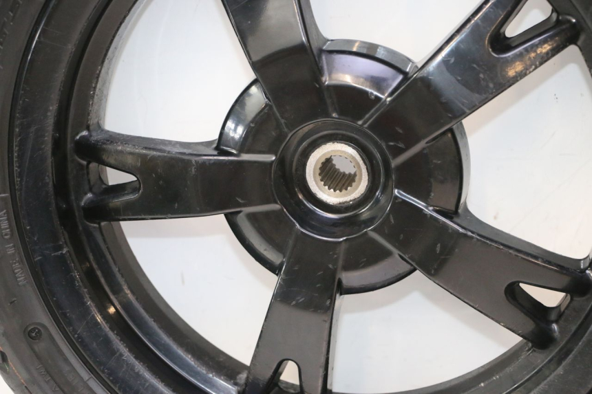 photo de PAR LLANTA PEUGEOT KISBEE 4T 50 (2018 - 2022) - Zoom estado de uso
