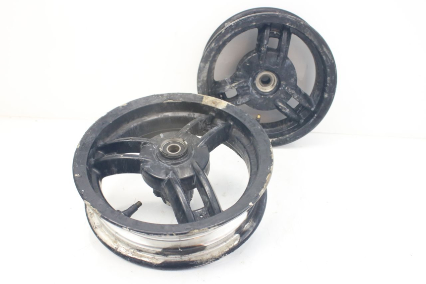 photo de PAR LLANTA PEUGEOT LUDIX SNAKE 2T 50 (2004 - 2014) - Otra vista del artículo