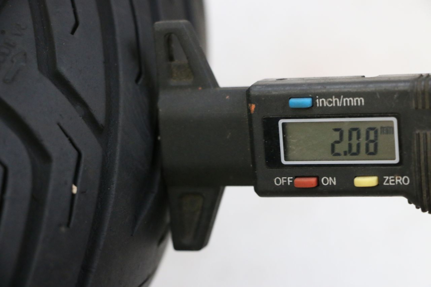 photo de PAR LLANTAS PIAGGIO MP3 HPE 300 (2019 - 2026) - Otra perspectiva