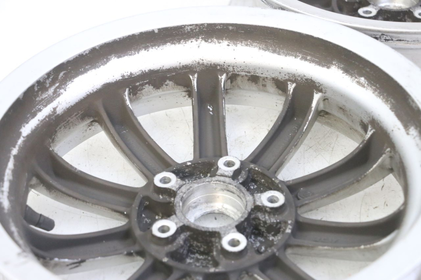 photo de PAR DE LLANTAS PIAGGIO MP3 LT 300 (2010 - 2016) - Vista general del producto