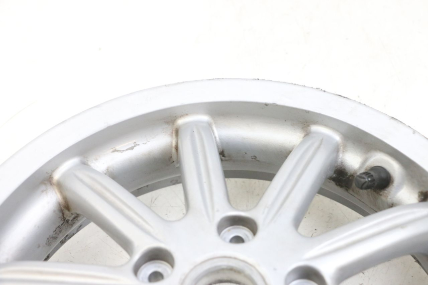 photo de PAR LLANTAS PIAGGIO MP3 RL 250 (2006 - 2010) - Zoom sobre los componentes