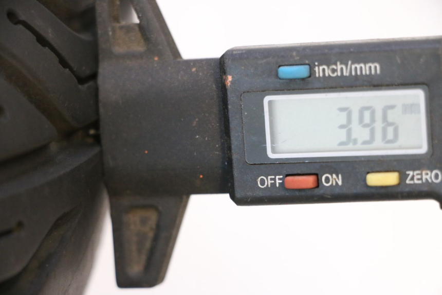 photo de PAR LLANTAS PIAGGIO MP3 RL 250 (2006 - 2010) - Detalle de la pieza