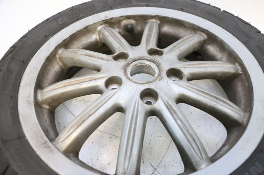 photo de PAR LLANTAS PIAGGIO MP3 RL 250 (2006 - 2010) - Detalles de los puntos de fijación