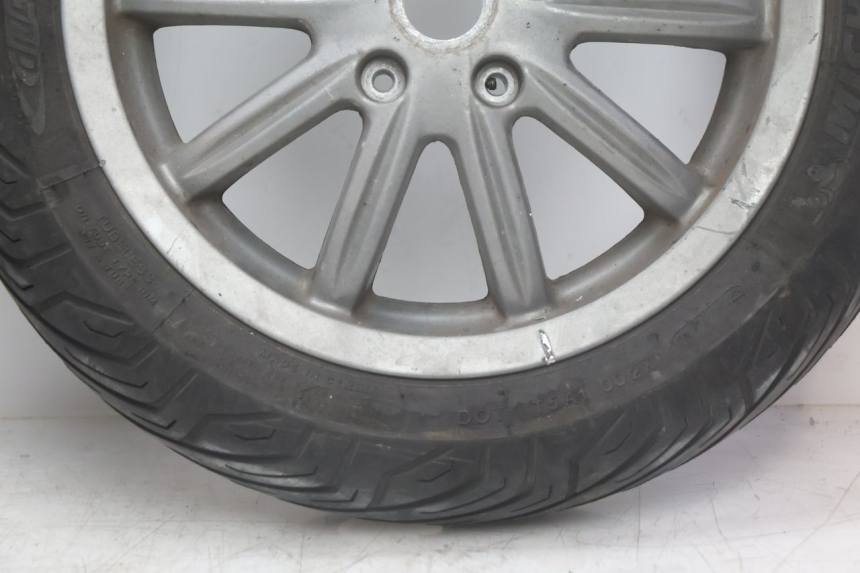 photo de PAR LLANTAS PIAGGIO MP3 125 (2006 - 2014) - Estado de la superficie y material