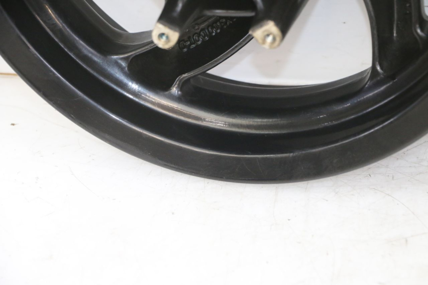 photo de PAR LLANTAS PIAGGIO NEW TYPHOON 50 (2018 - 2021) - Zoom sobre los componentes