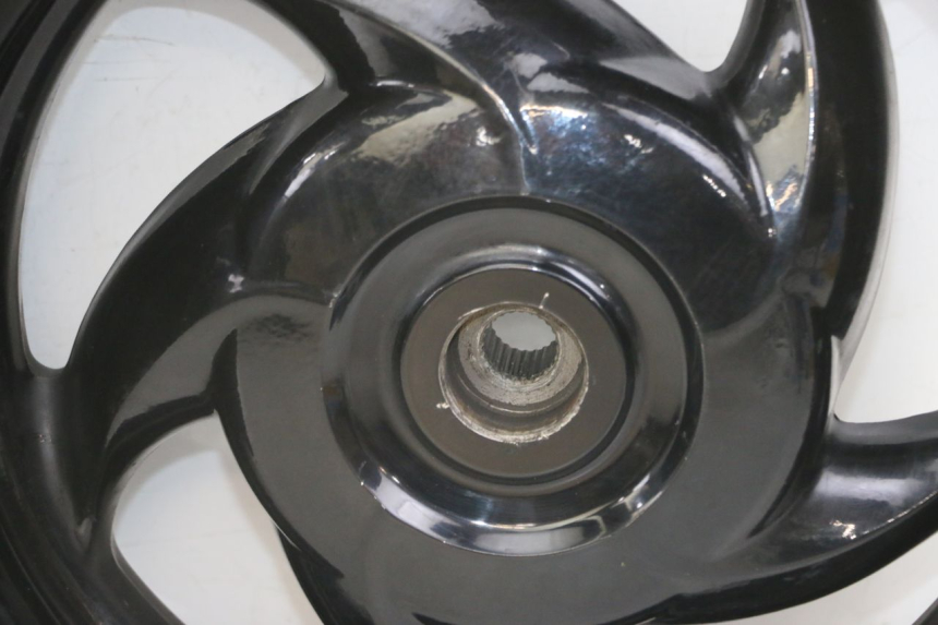 photo de PAR LLANTAS PIAGGIO NEW TYPHOON 50 (2018 - 2021) - Detalle de la pieza