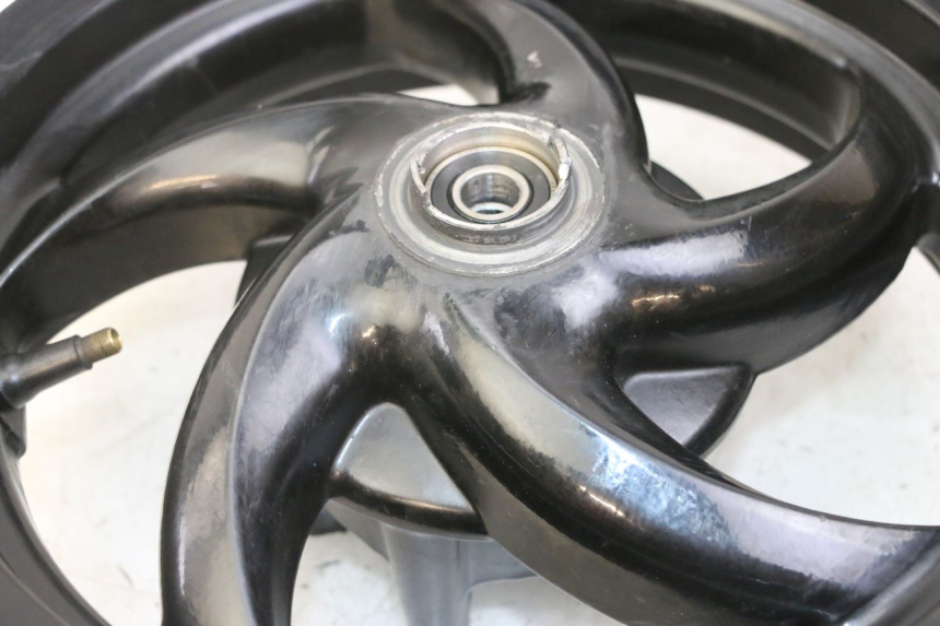 photo de PAR LLANTAS PIAGGIO NEW TYPHOON 50 (2018 - 2021) - Otra perspectiva