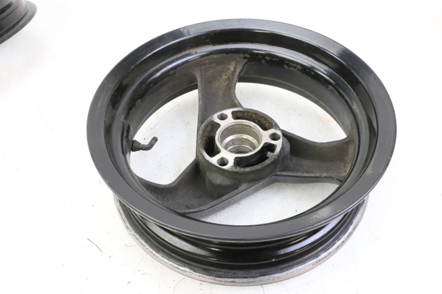 photo de PAR LLANTAS PEUGEOT ELYSTAR 50 (2002 - 2014) - Detalles de los puntos de fijación