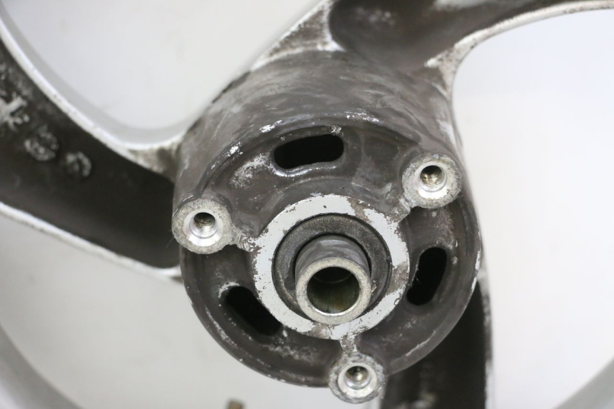 photo de PAR LLANTAS PEUGEOT ELYSTAR 50 (2002 - 2014) - Características distintivas