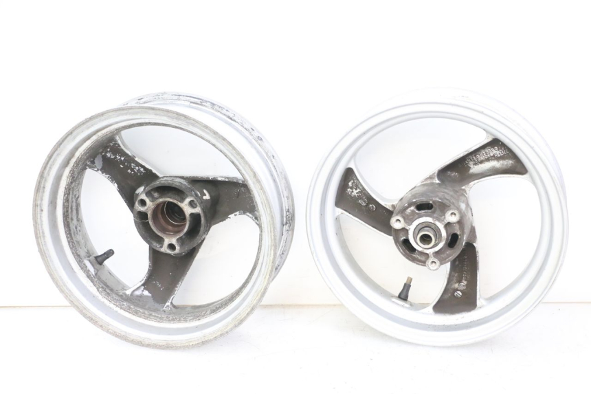 photo de PAR LLANTAS PEUGEOT ELYSTAR 50 (2002 - 2014) - Ángulo de visión alternativo