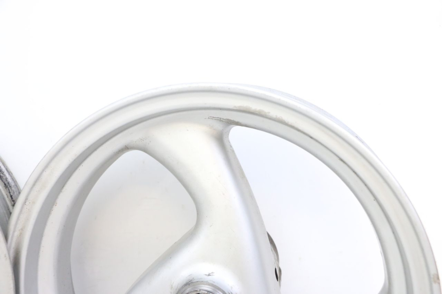 photo de PAR LLANTAS PEUGEOT ELYSTAR 50 (2002 - 2014) - Zoom calidad de ocasión