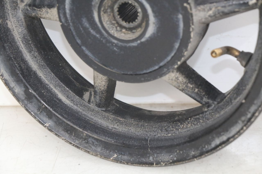 photo de PAR LLANTA TNT MOTOR ROMA 10' 4T 50 (2019 - 2022) - Zoom sobre los componentes