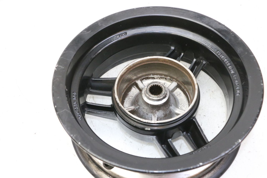 photo de PAR LLANTAS PEUGEOT STREETZONE I 2T 50 (2018 - 2020) - Zoom estado de uso