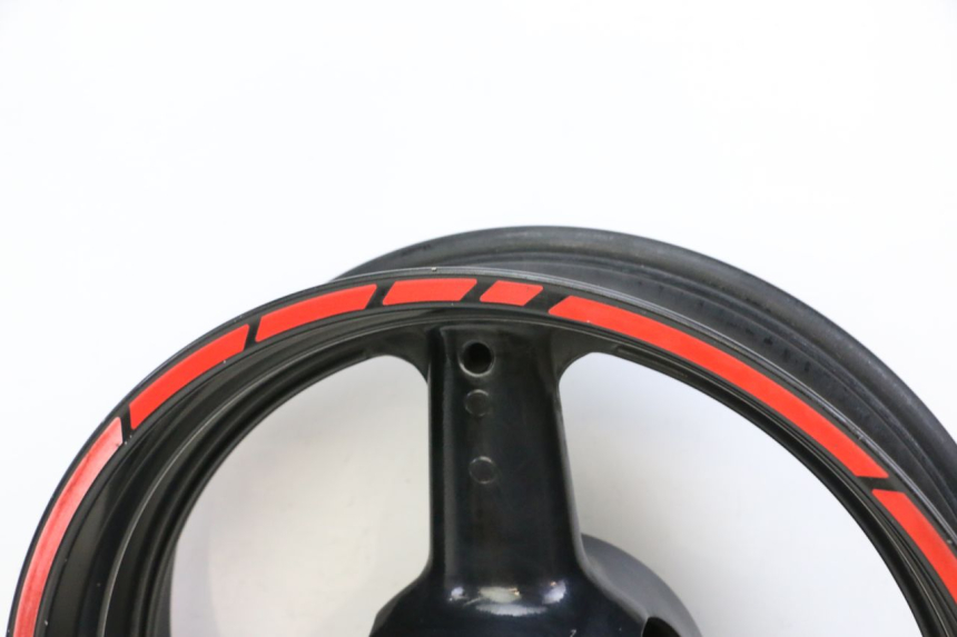 photo de PAR LLANTAS SUZUKI SV S 650 (2003 - 2009) - Enfoque en la estructura