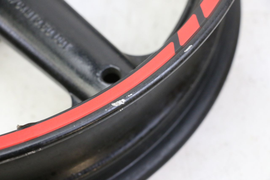 photo de PAR LLANTAS SUZUKI SV S 650 (2003 - 2009) - Zoom estado de uso