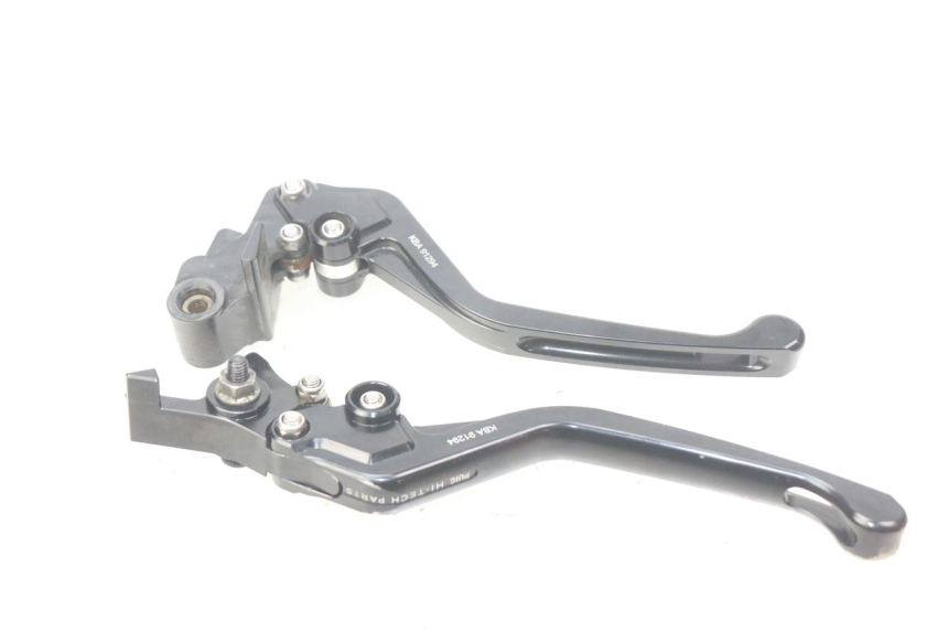 photo de PAR DE PALANCA DE FRENO KAWASAKI Z 650 (2016 - 2019) - Primer plano técnico