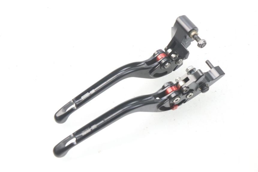 photo de  MANETA FRENO KAWASAKI Z Z900 900 (2017 - 2019) - Primer plano técnico