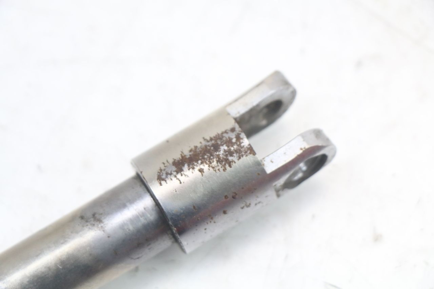 photo de PAR SOPORTE ESTRIBERA DELANTERO HARLEY DAVIDSON SPORTSTER XL CUSTOM 883 (1999 - 2006) - Primer plano técnico