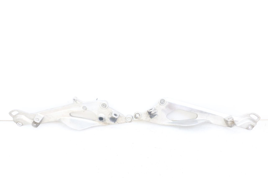 photo de PAR PLATINA DELANTERA DEL PIE YAMAHA TDM ABS 900 (2002 - 2014) - Detalle de la pieza