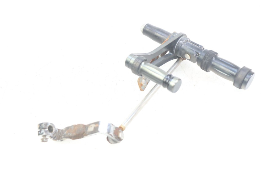 photo de PAR PLATINA DELANTERA DEL PIE DAELIM VL DAYSTAR 125 (2000 - 2011) - Otra perspectiva