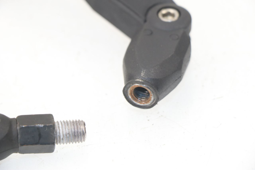 photo de RETROVISORES HONDA CBF 500 (2004 - 2007) - Detalle de la pieza