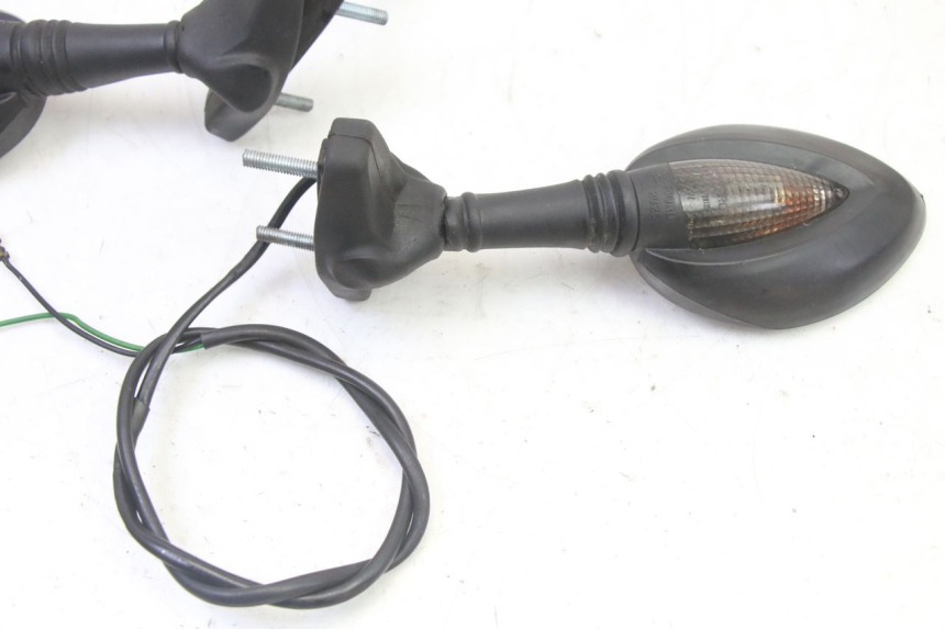 photo de RETROVISORES HONDA CBR RR FIREBLADE 900 (1992 - 1994) - Estado de la superficie y material