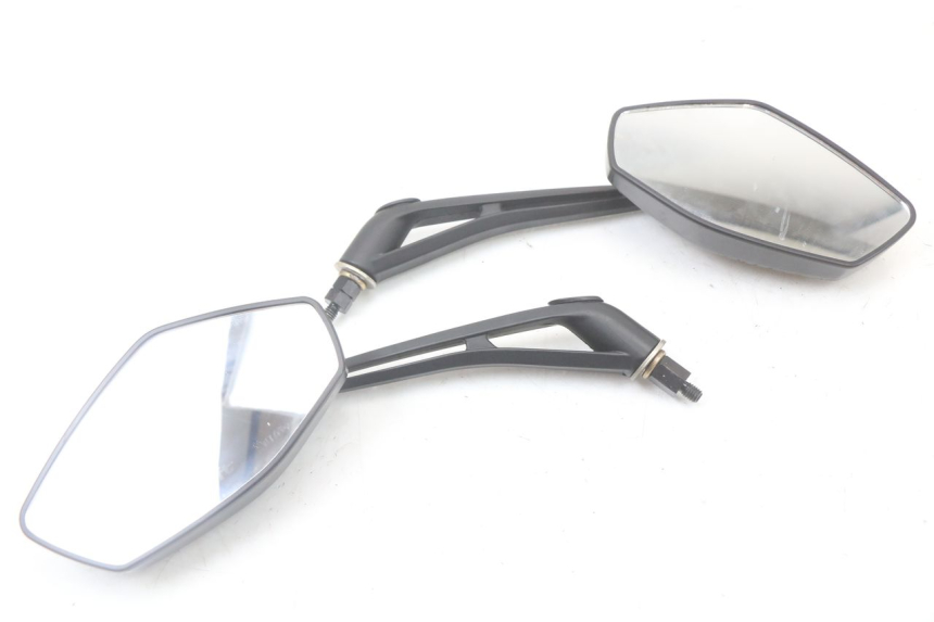 photo de RETROVISORES HONDA FES PANTHEON 2T 125 (1998 - 2002) - Detalle de la pieza