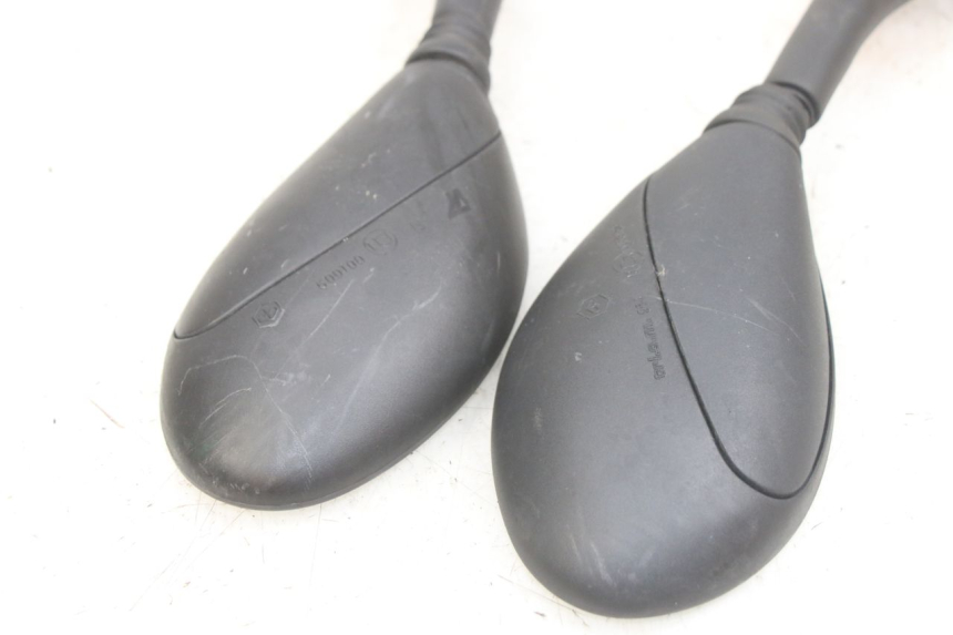 photo de PAR ESPEJOS RETROVISORES PIAGGIO FLY 125 (2005 - 2012) - Otra perspectiva