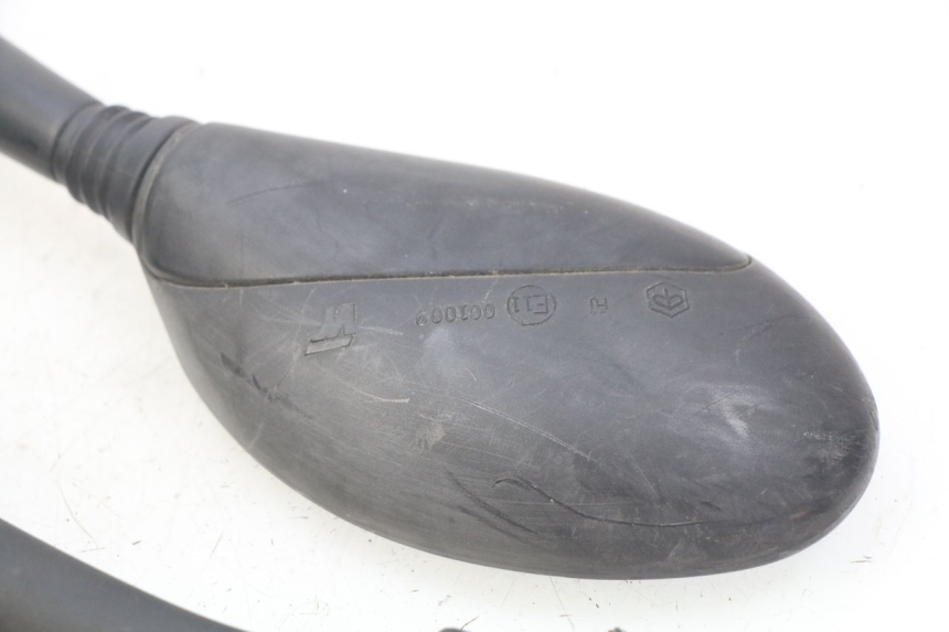 photo de PAR ESPEJOS RETROVISORES PIAGGIO FLY 100 (2006 - 2010) - Otra perspectiva