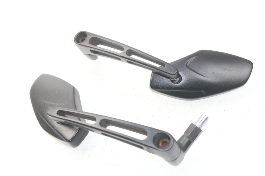 photo de RETROVISORES YAMAHA FZ8 800 (2010 - 2016) - Zoom estado de uso