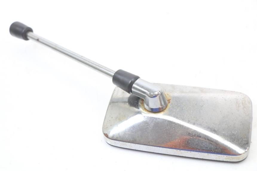 photo de RETROVISORES SUZUKI GN 125 (1997 - 2000) - Detalles de los puntos de fijación