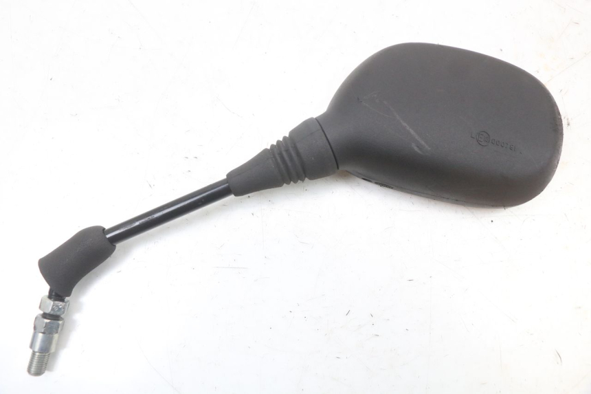 photo de RETROVISORES SUZUKI GSX E 250 (1982 - 1983) - Características distintivas