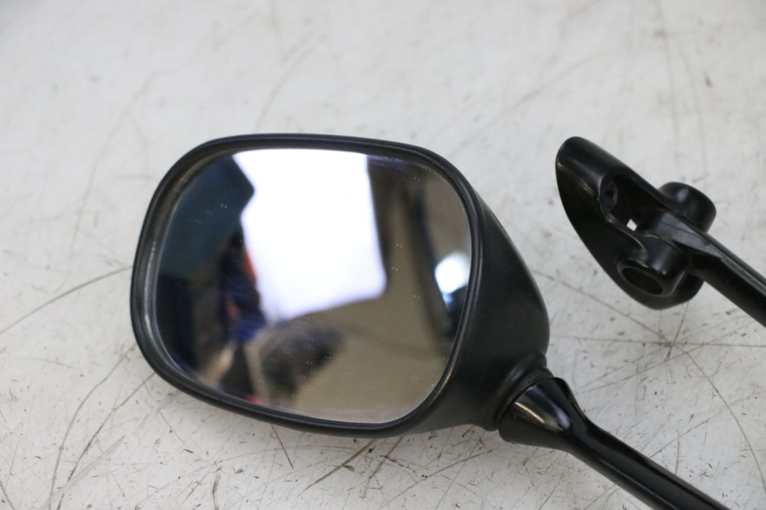 photo de RETROVISORES SUZUKI GSXR GSX-R 1000 (2003 - 2004) - Características distintivas