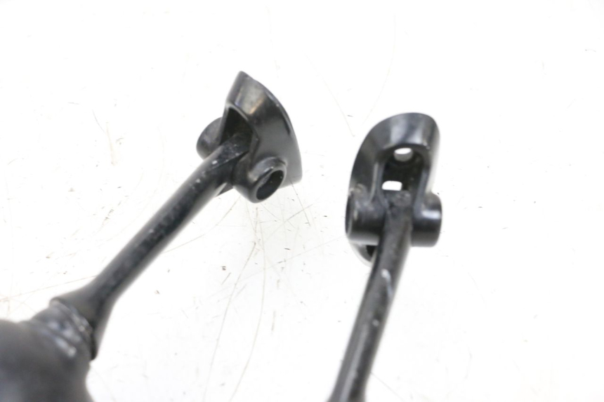 photo de RETROVISORES SUZUKI GSXR GSX-R 1000 (2003 - 2004) - Detalles de los puntos de fijación