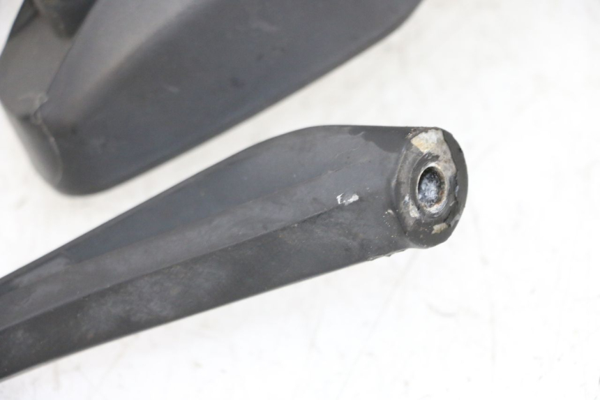 photo de RETROVISORES JM MOTORS GTS 125 (2015 - 2019) - Zoom estado de uso